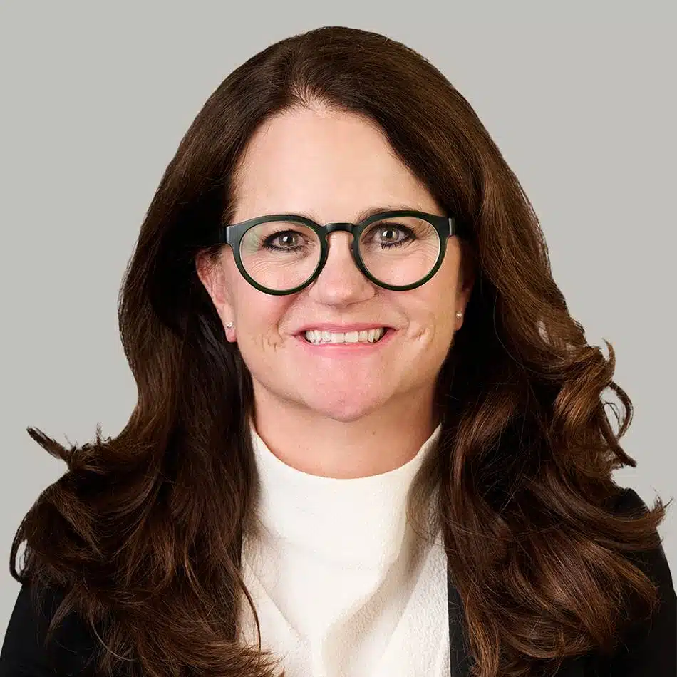 kristy lindquist headshot